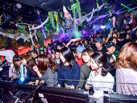 Japanese Nightlife is WILD  First time in Osaka Japan 2024